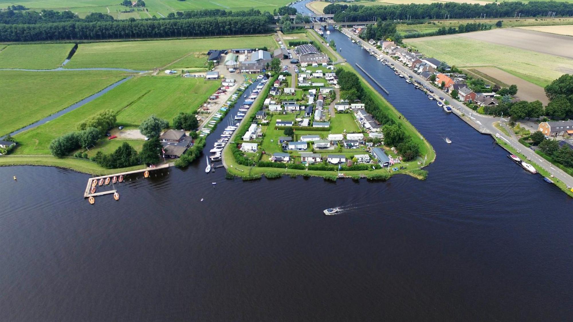 Hotel Camping De Hof Van Eeden Warmond Exterior foto