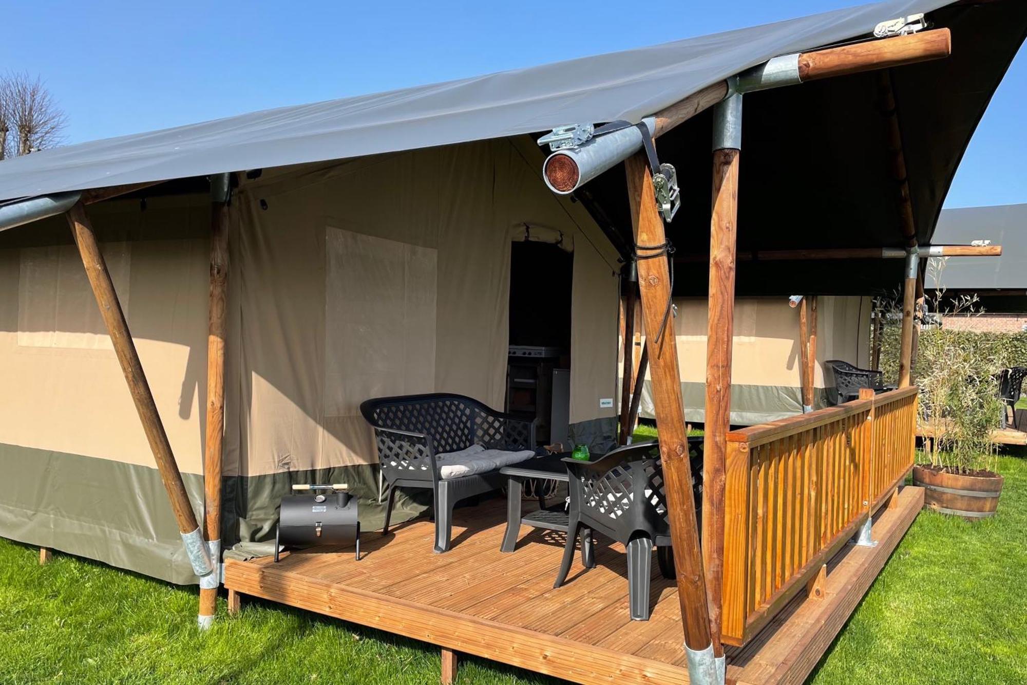 Hotel Camping De Hof Van Eeden Warmond Zimmer foto